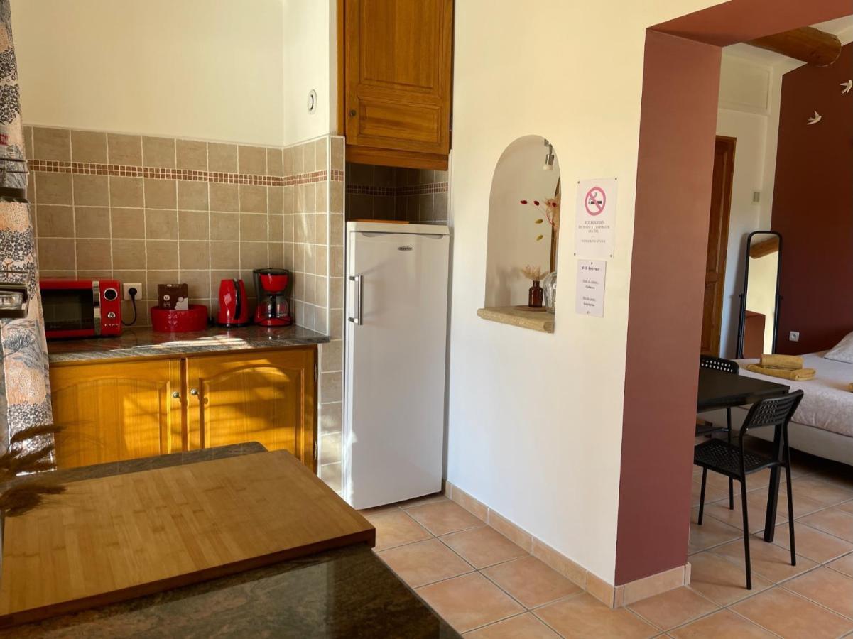 Les Celestins - Studios Independants Carpentras Zewnętrze zdjęcie